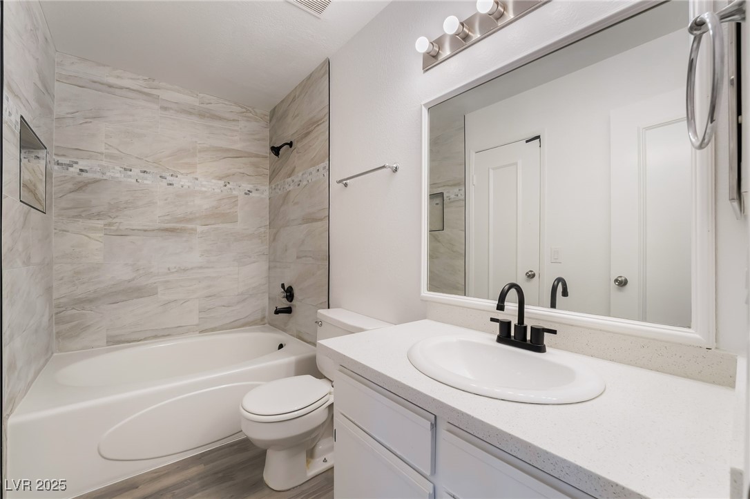 3151 Soaring Gulls Drive 1145