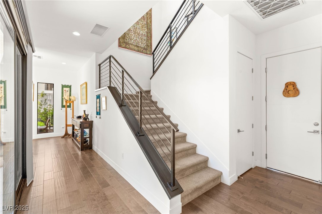 15 Gemstar Lane