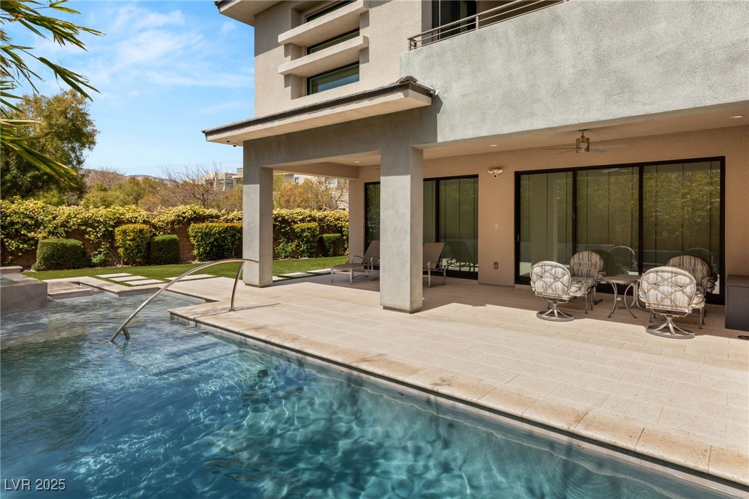 15 Gemstar Lane