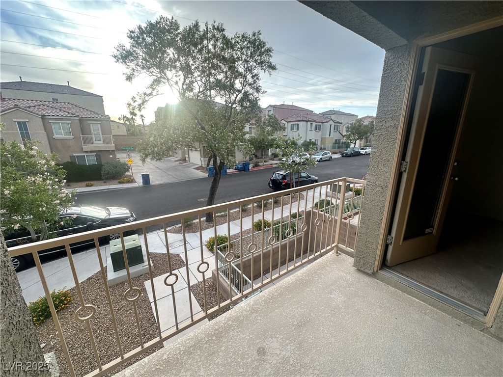 9148 Alluring Avenue