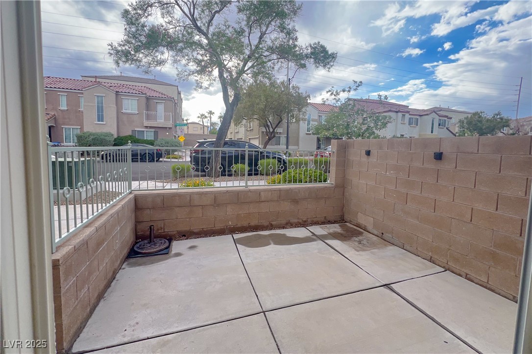 9148 Alluring Avenue
