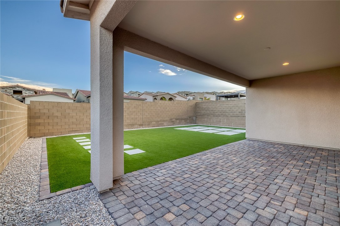 11617 Peregrine Point Court