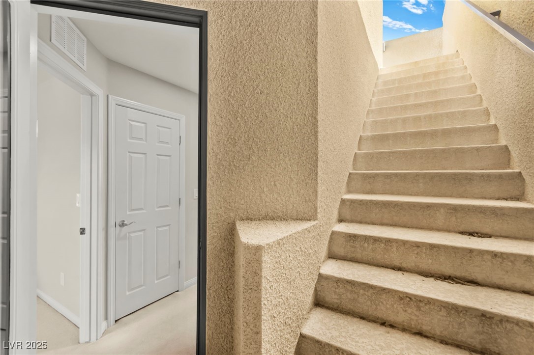 160 Lomita Heights Drive