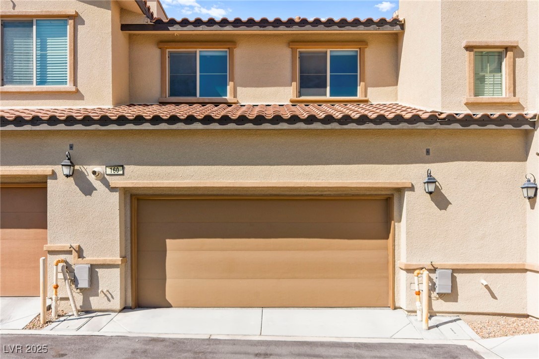 160 Lomita Heights Drive