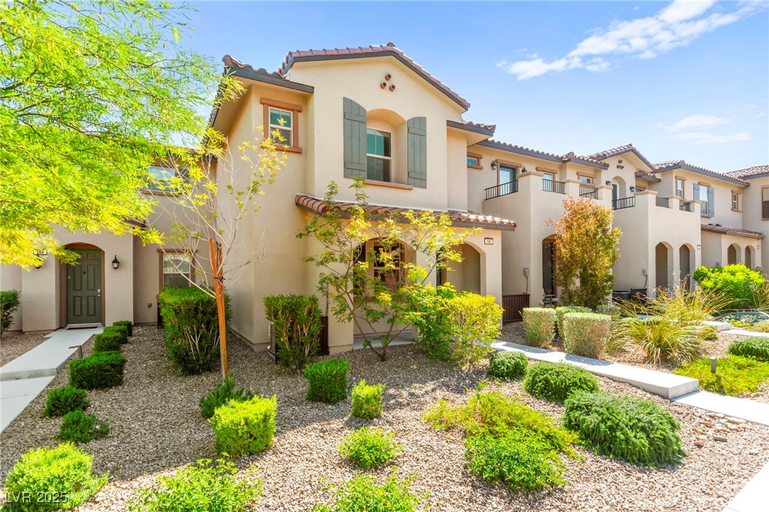 160 Lomita Heights Drive