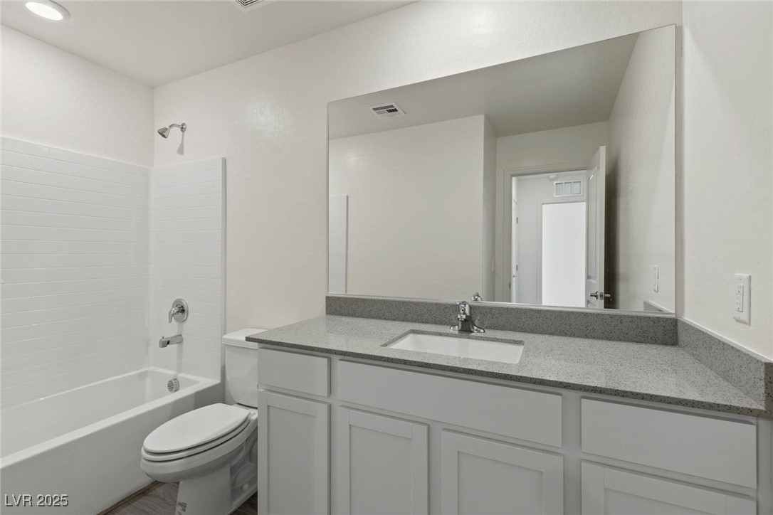 6725 Violet Cascade Avenue