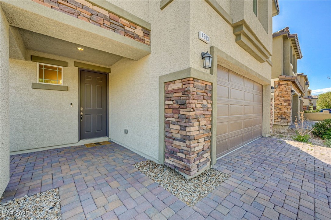 4503 Meteora Ledge Avenue