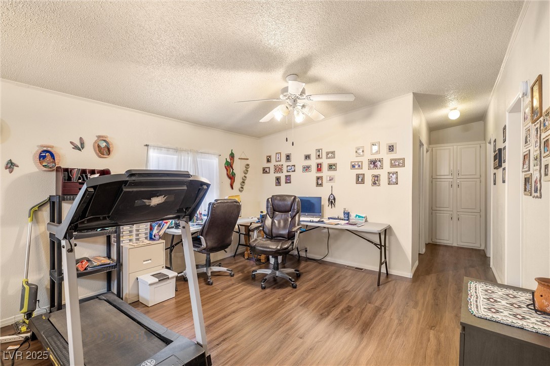 4931 East Comanche Drive