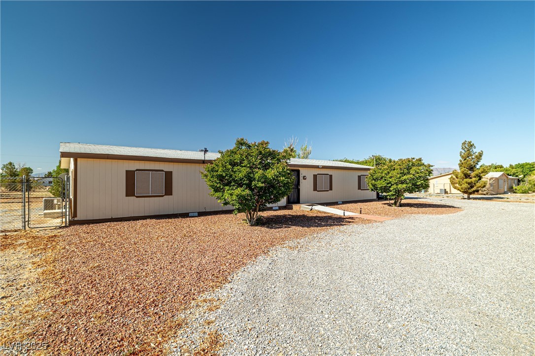 4931 East Comanche Drive