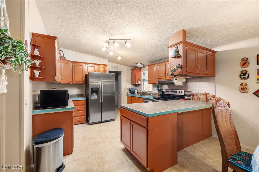 4931 East Comanche Drive