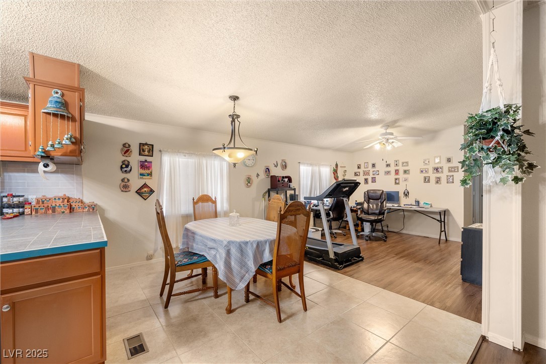 4931 East Comanche Drive