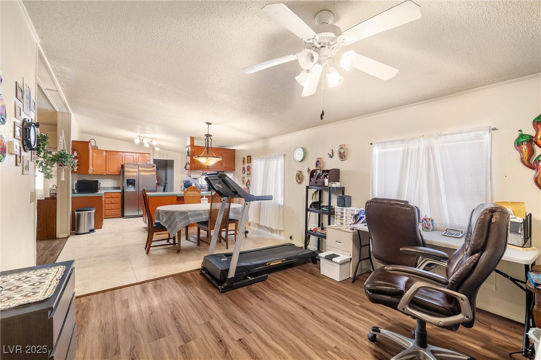 4931 East Comanche Drive