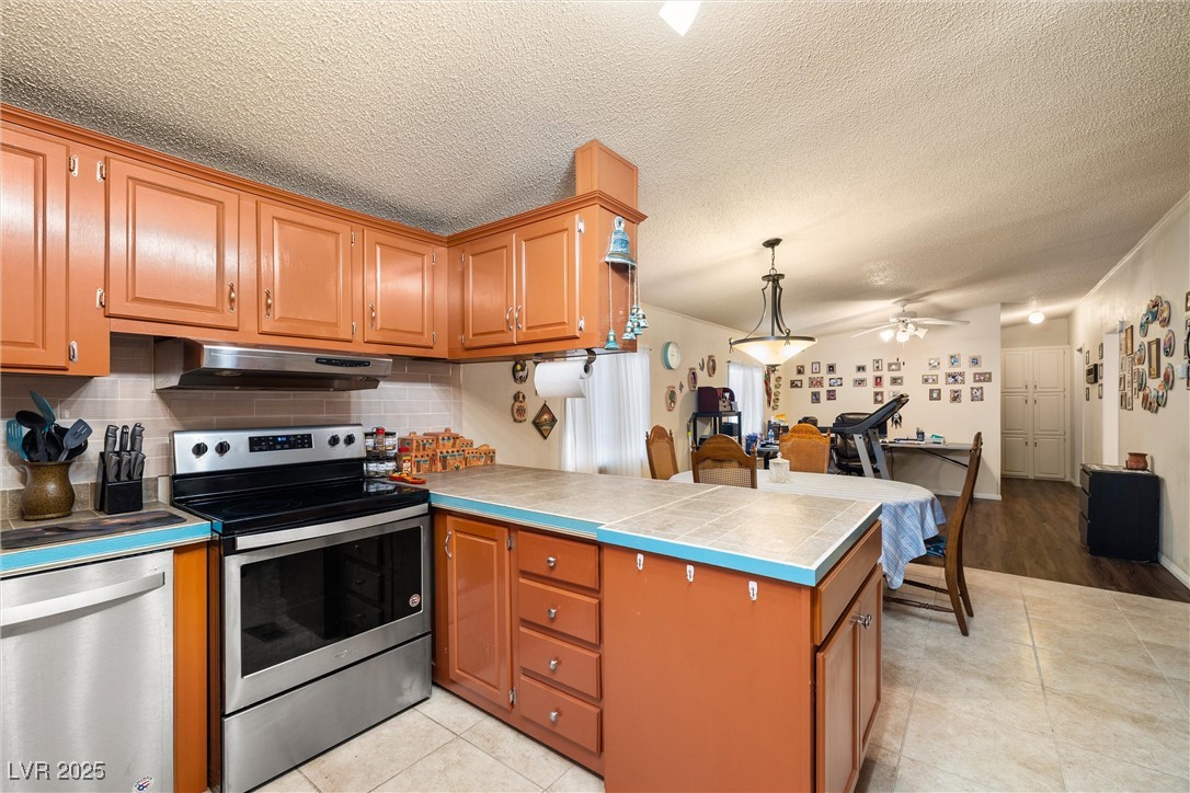 4931 East Comanche Drive