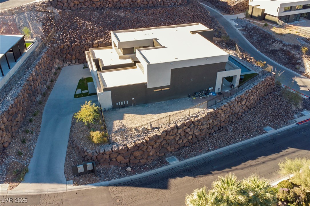 609 Sleeping Dragon Drive