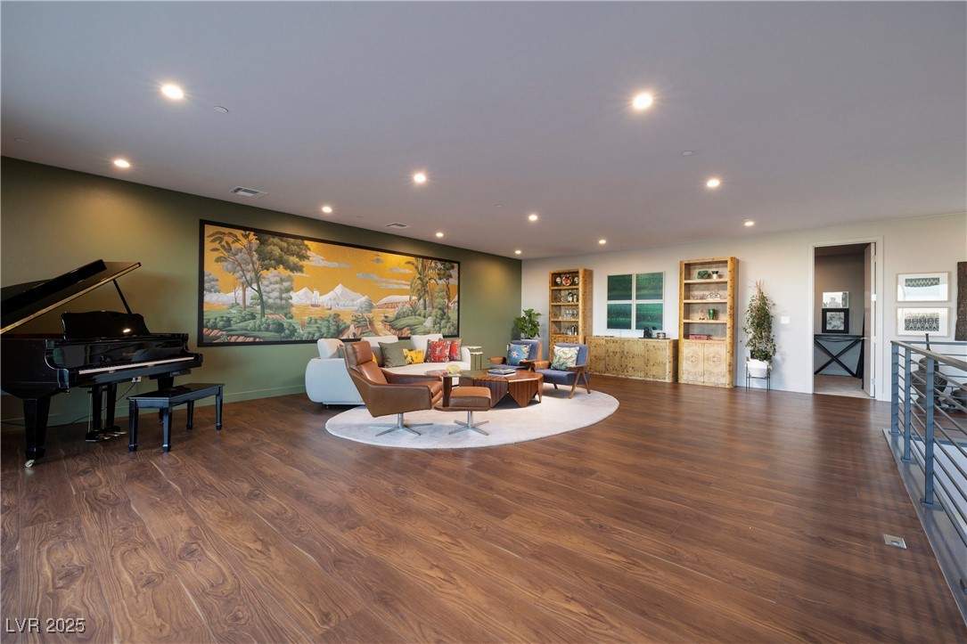 609 Sleeping Dragon Drive