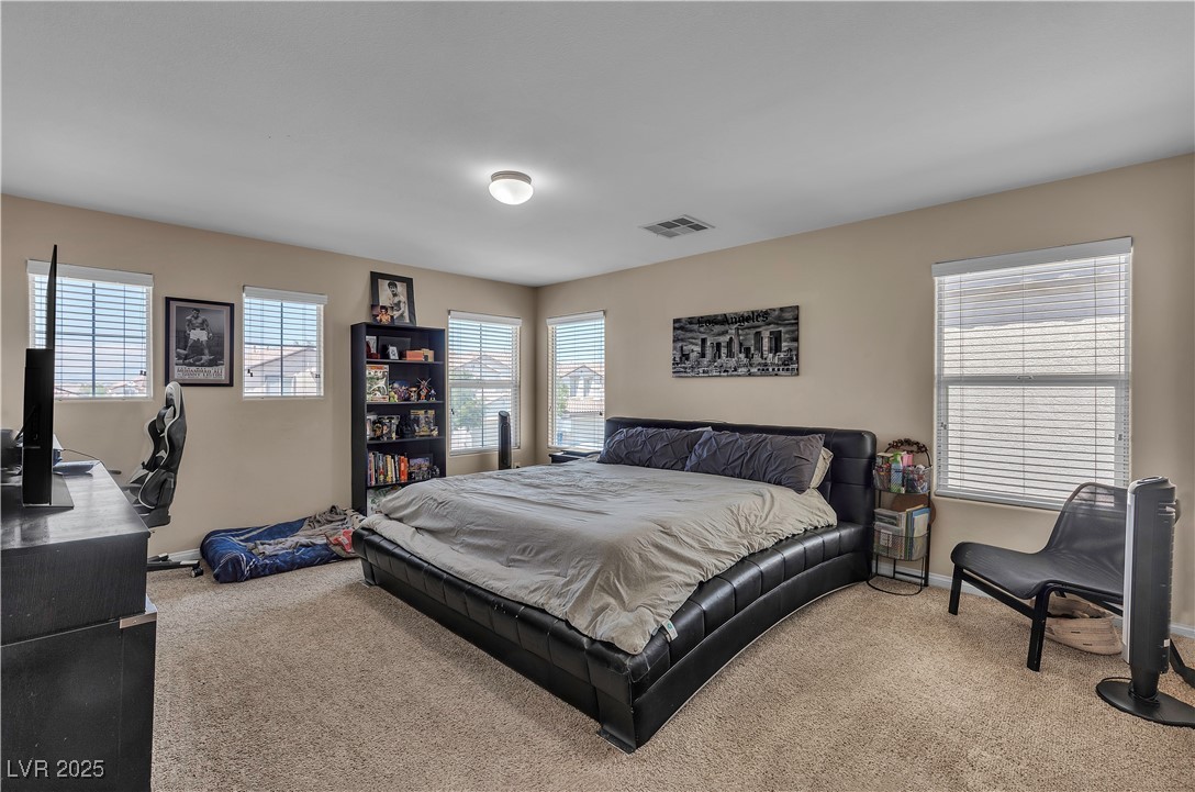 9541 Vast Valley Avenue