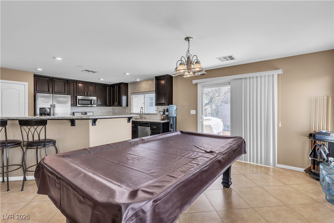 9541 Vast Valley Avenue