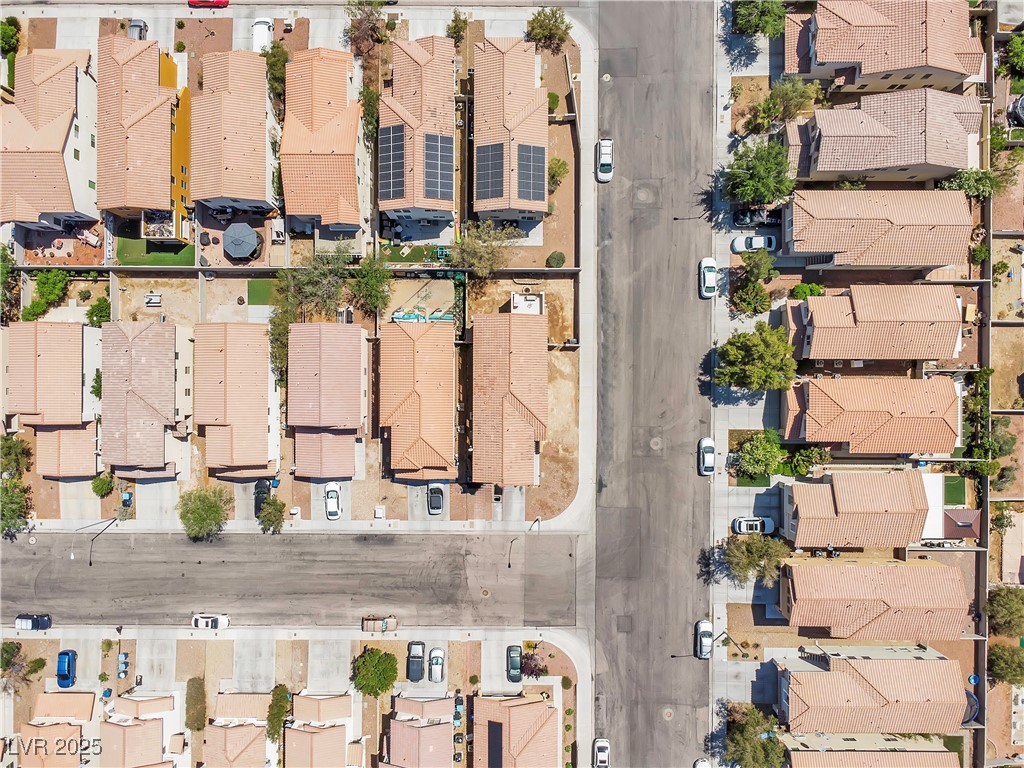 9541 Vast Valley Avenue