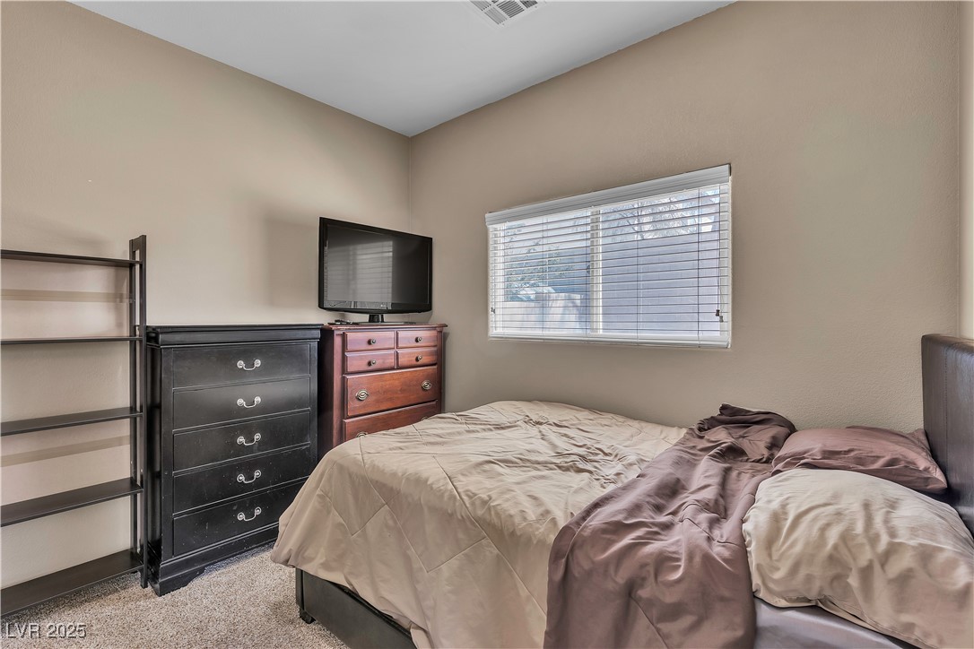 9541 Vast Valley Avenue