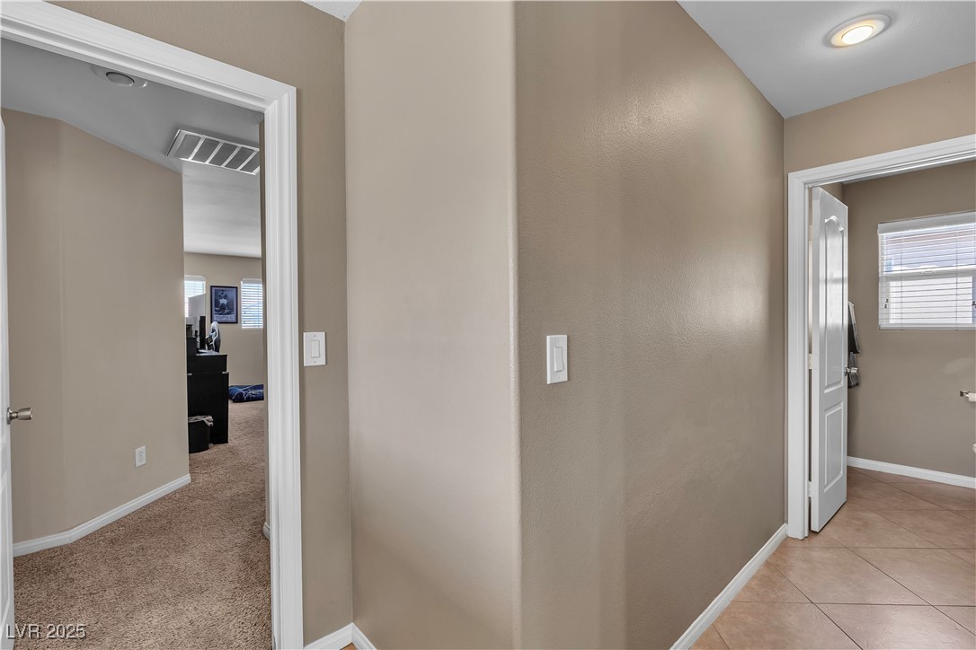 9541 Vast Valley Avenue