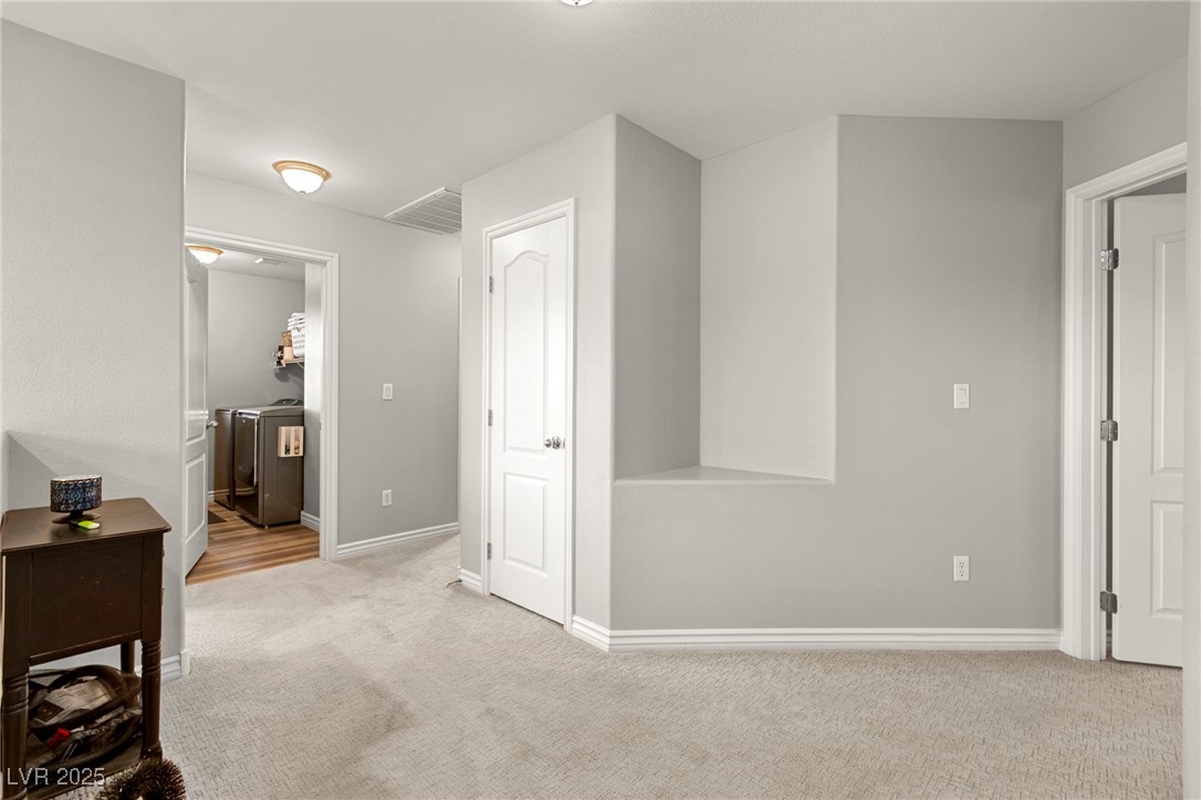 6624 Jade Jaguar Street