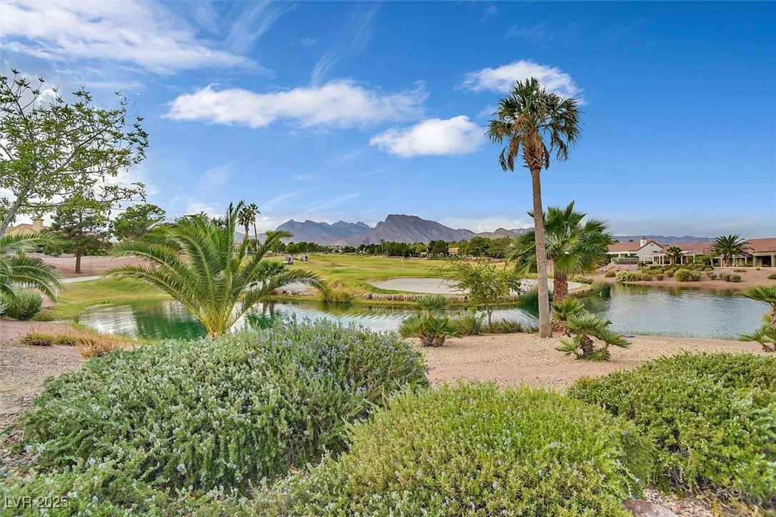 9552 Gold Bank Drive