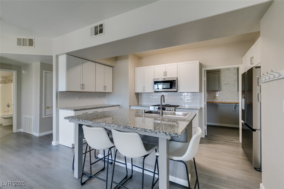 8250 North Grand Canyon Drive 2001