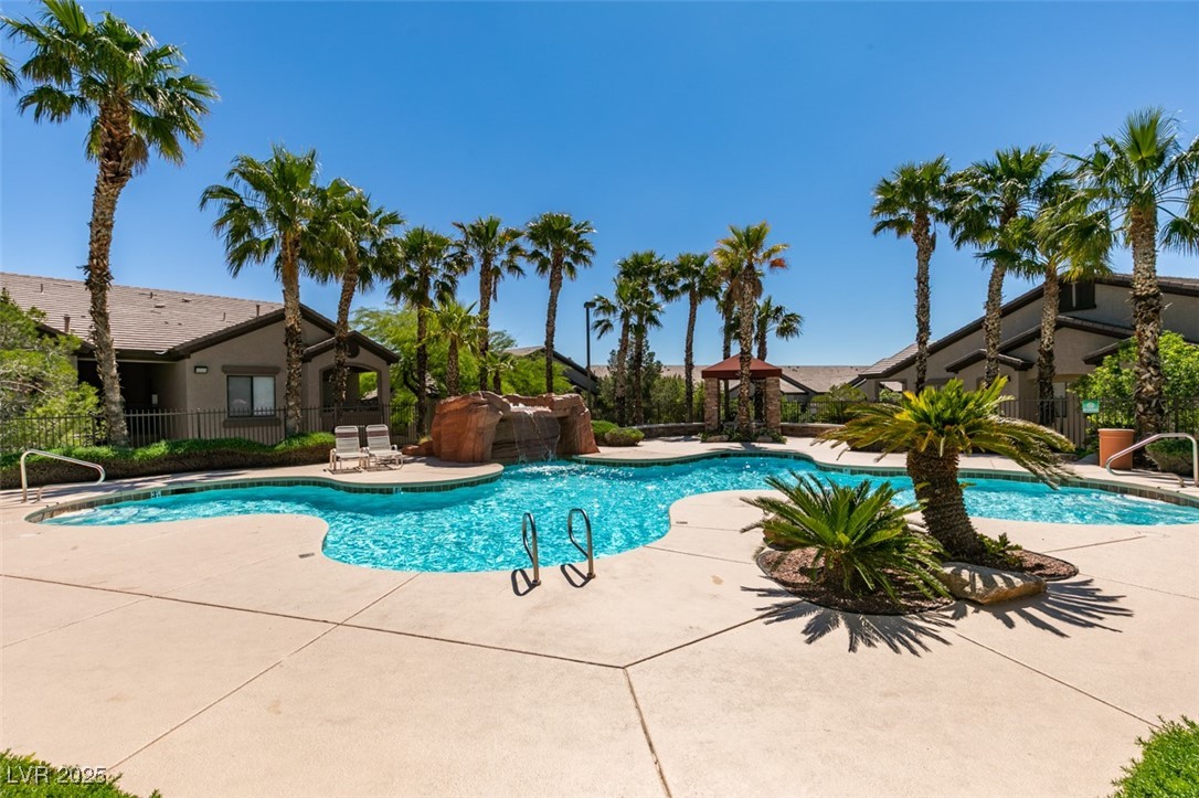 8250 North Grand Canyon Drive 2001