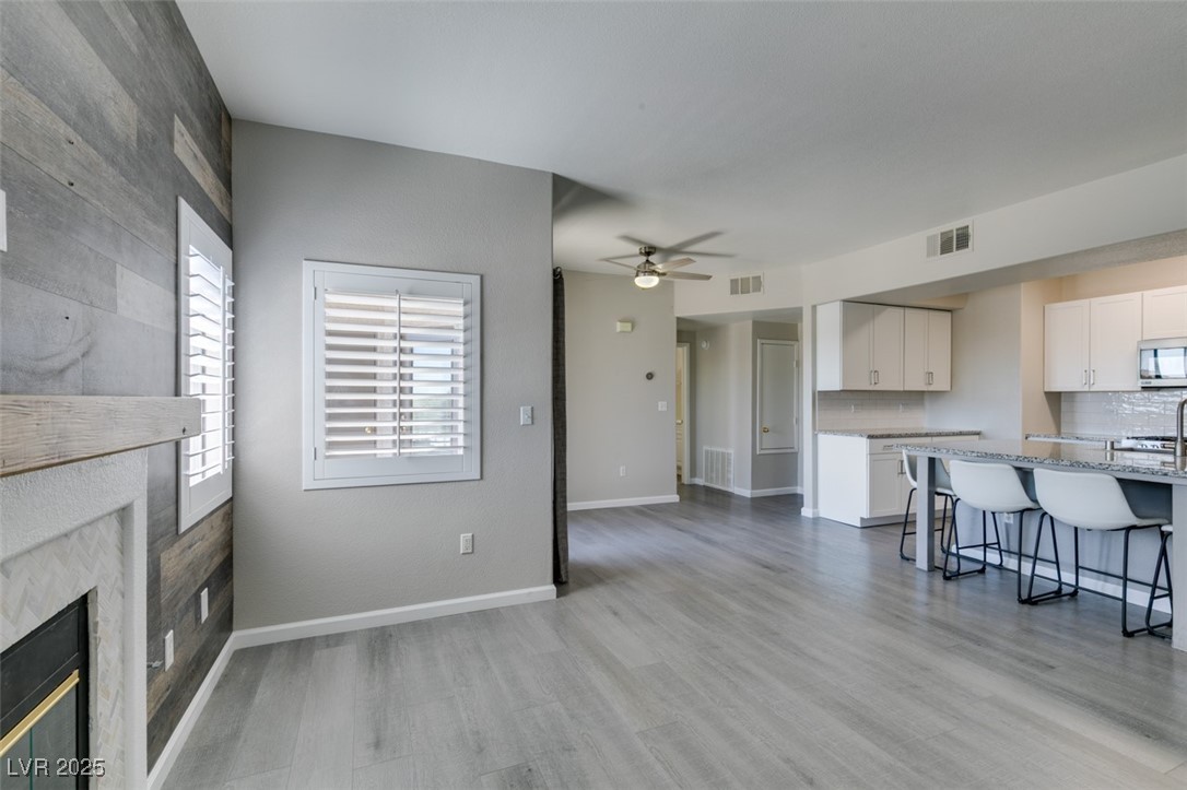 8250 North Grand Canyon Drive 2001