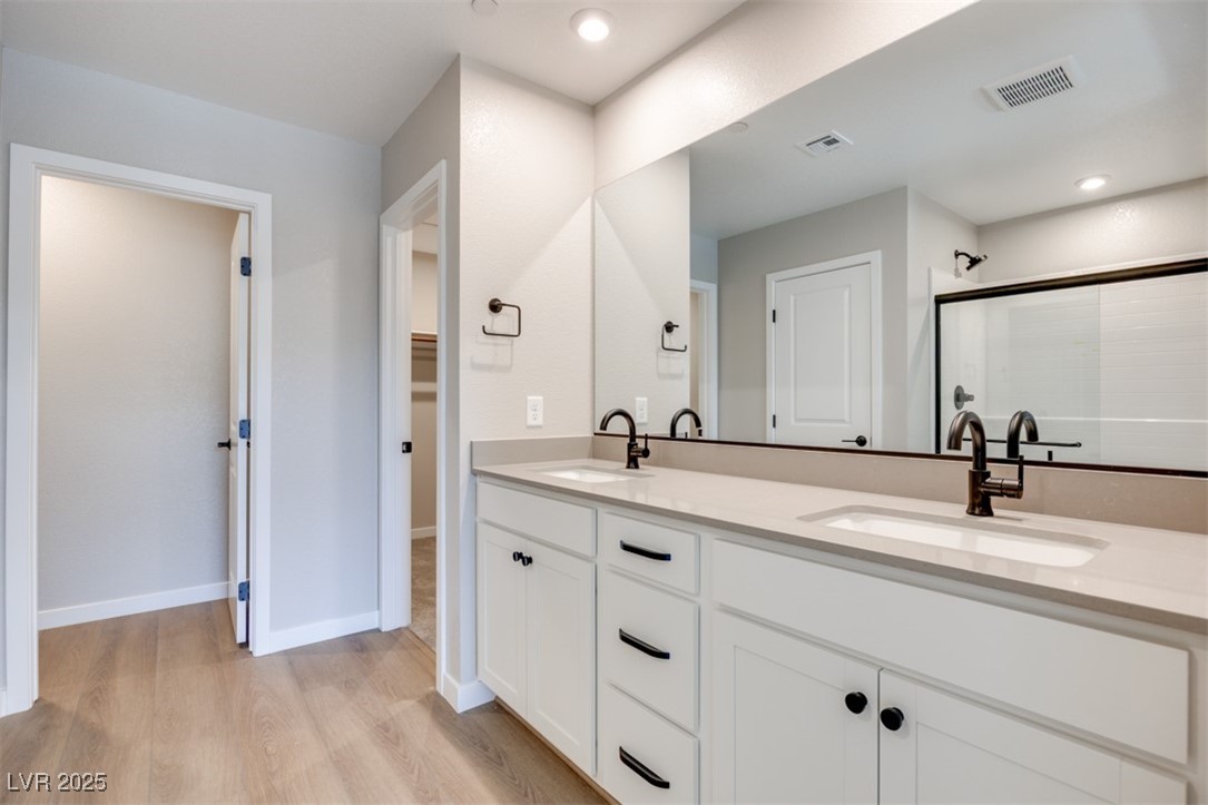 3357 Via Tizzoni Street