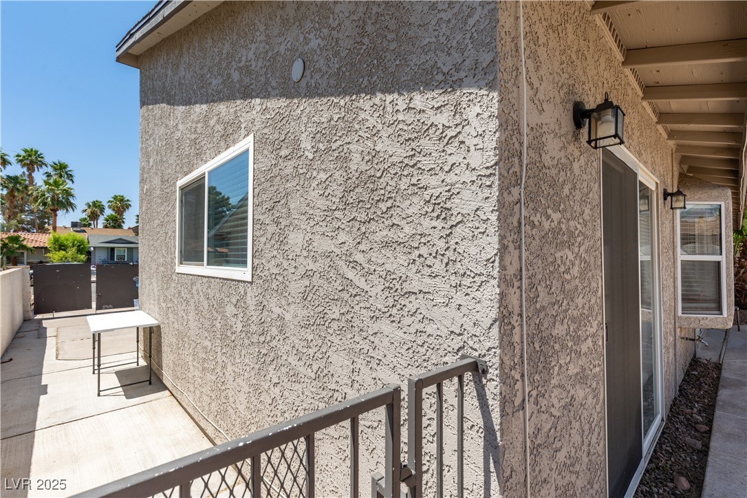 3143 La Mesa Drive