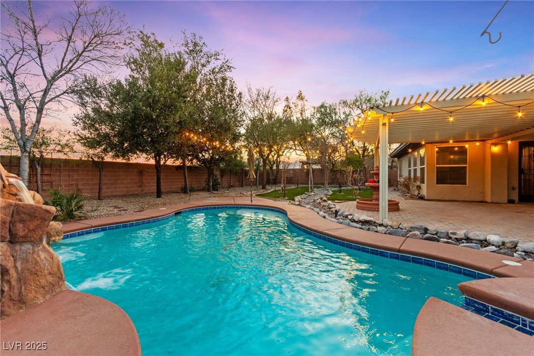 6907 May Basket Avenue