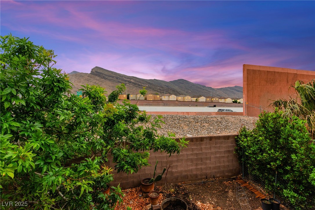 3619 Hat Rock Court