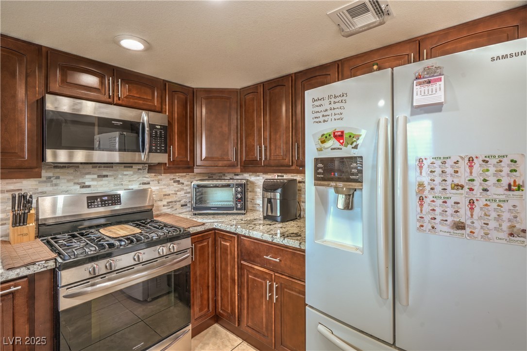 824 Schooner Drive