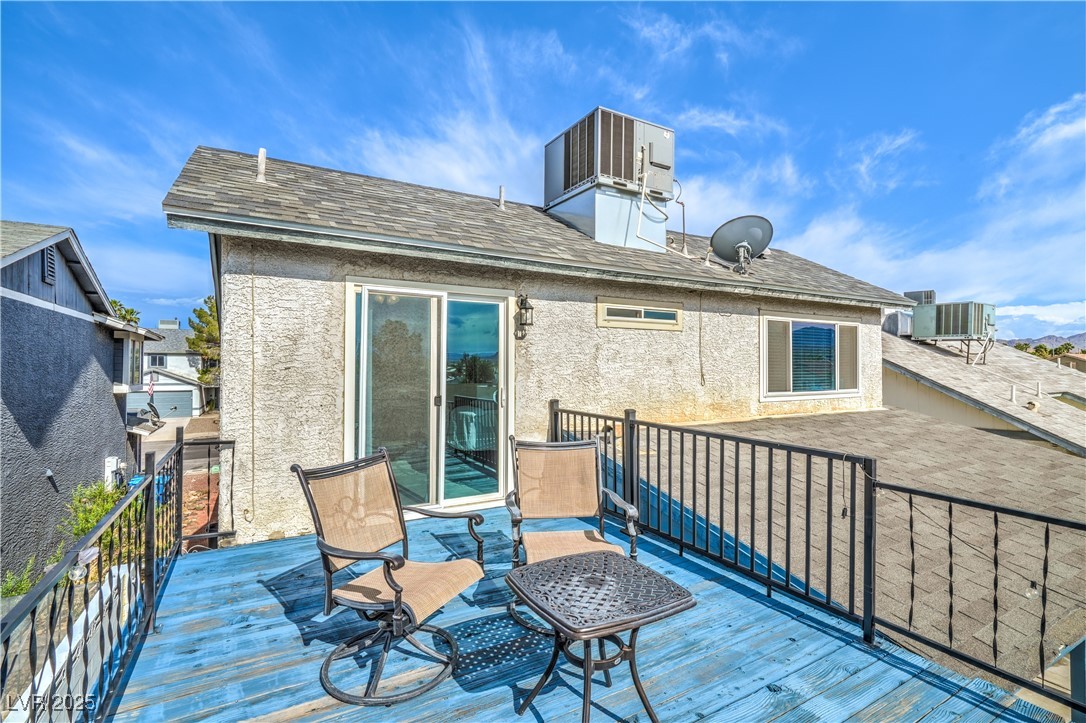824 Schooner Drive