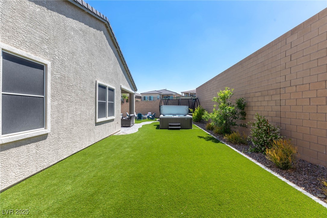 8929 Cassia Winds Street