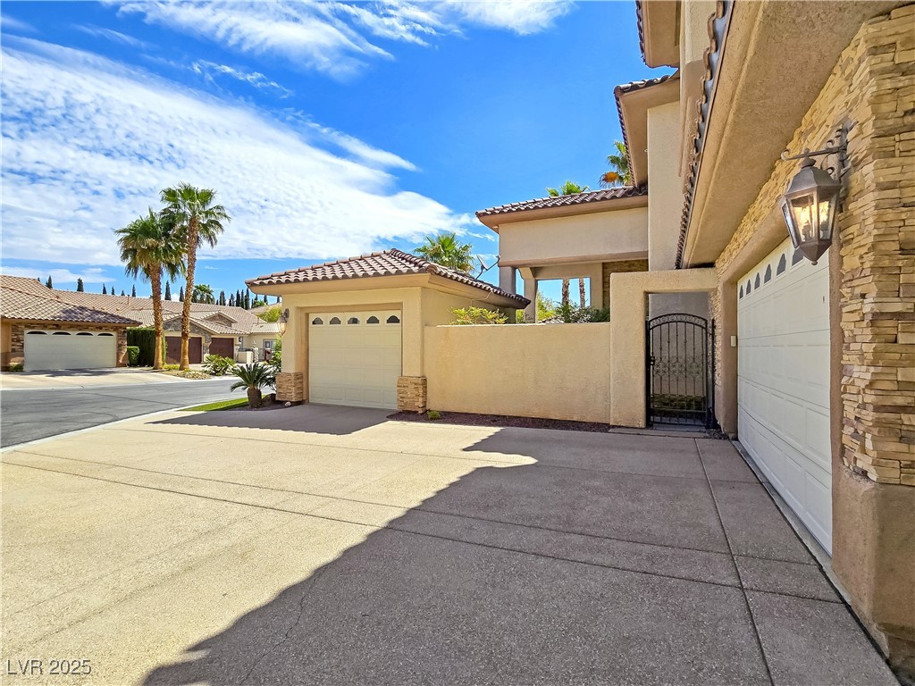 5445 Pendini Point Court