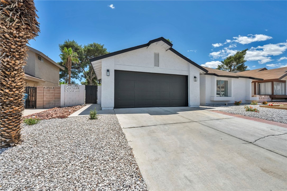 6939 Paddington Way