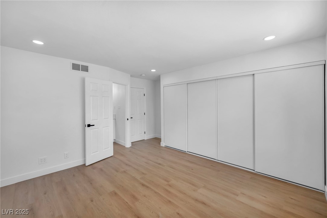 6939 Paddington Way