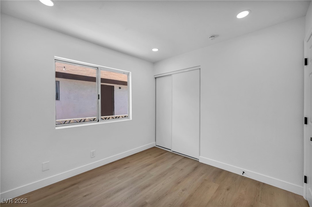 6939 Paddington Way