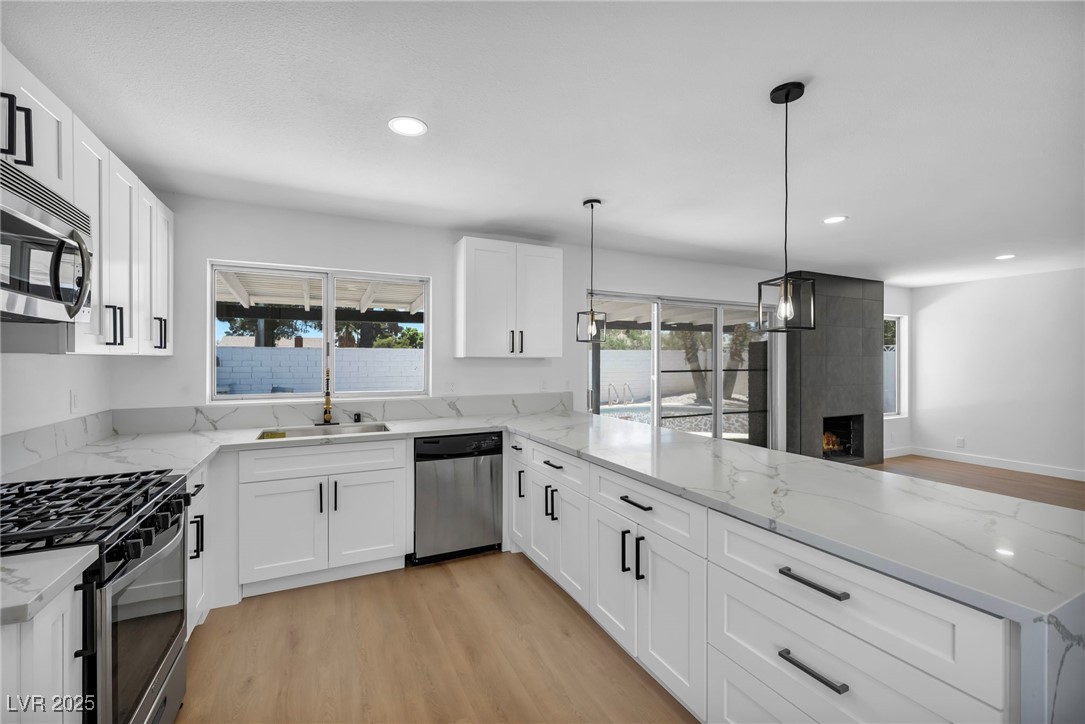 6939 Paddington Way