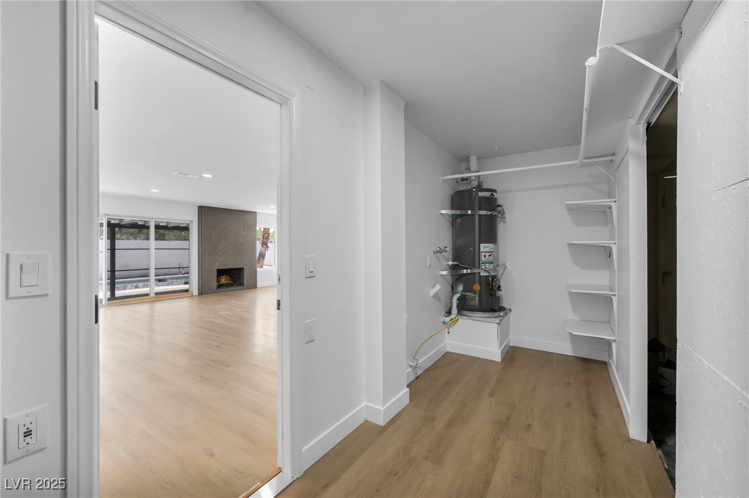 6939 Paddington Way