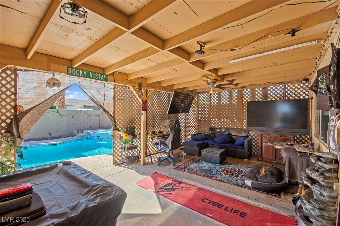 251 Las Palmaritas Drive
