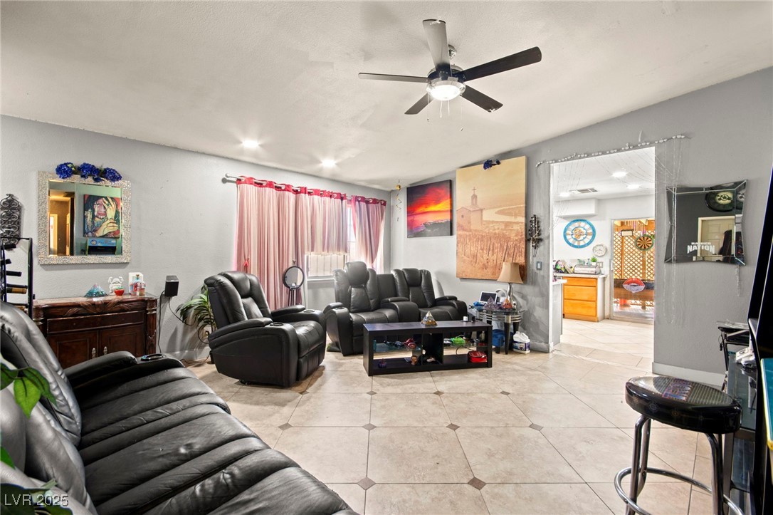 251 Las Palmaritas Drive