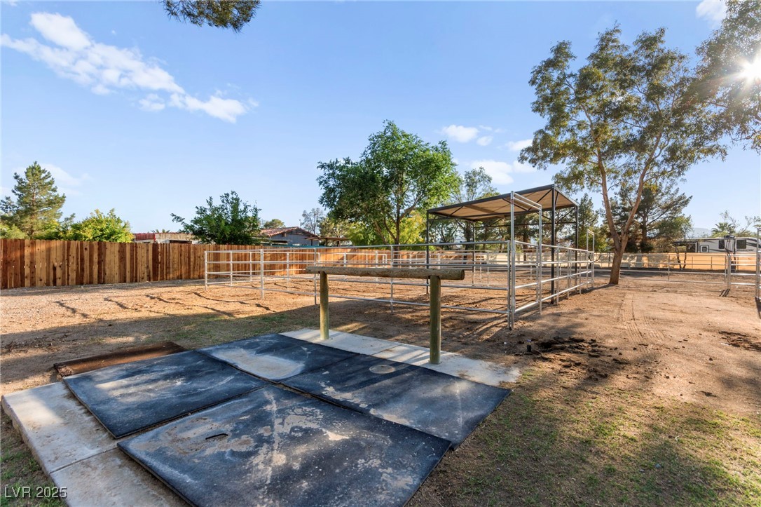 6920 Bradley Road