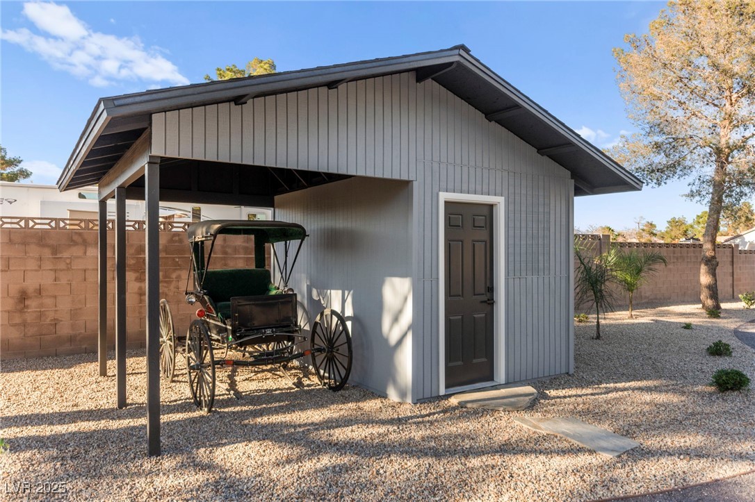6920 Bradley Road