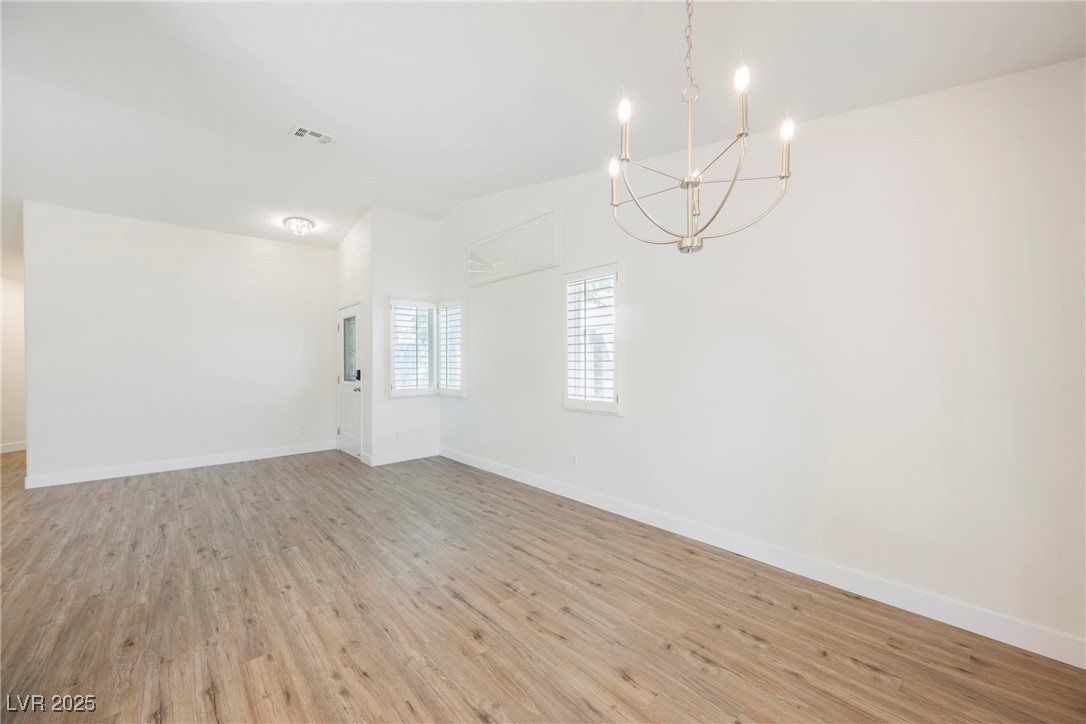 7754 Pink Ginger Street