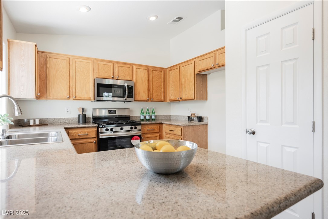 7754 Pink Ginger Street