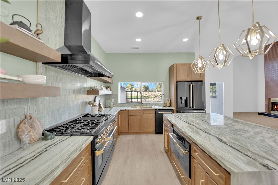 2160 Pueblo Circle