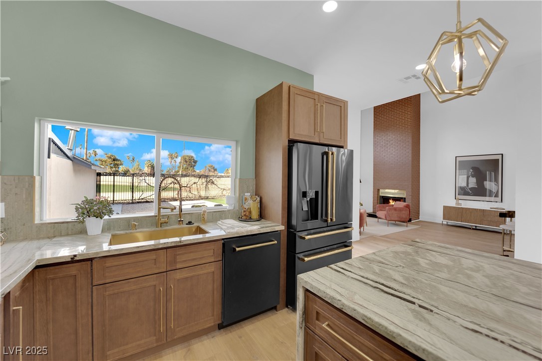 2160 Pueblo Circle